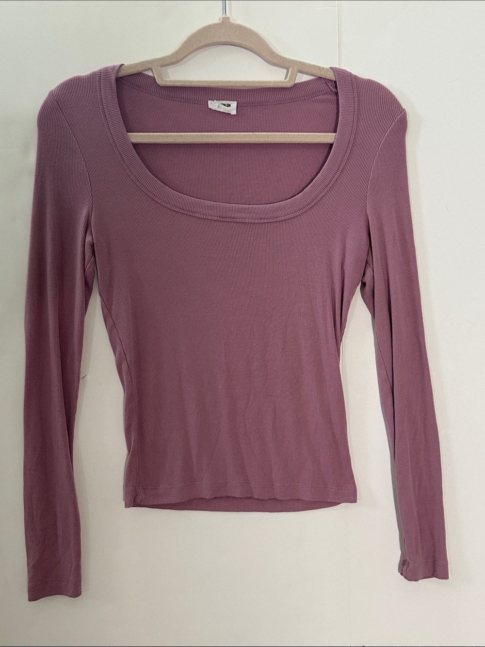 Cotton On Women’s Long-Sleeve Scoop Neck Top in Mauve -Medium